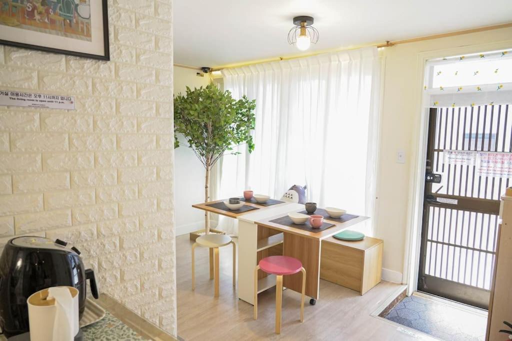 Hotel House Mongja Seul Esterno foto