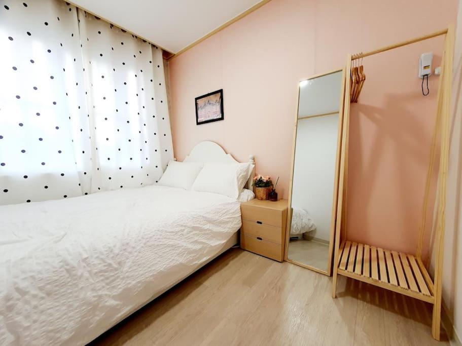 Hotel House Mongja Seul Esterno foto